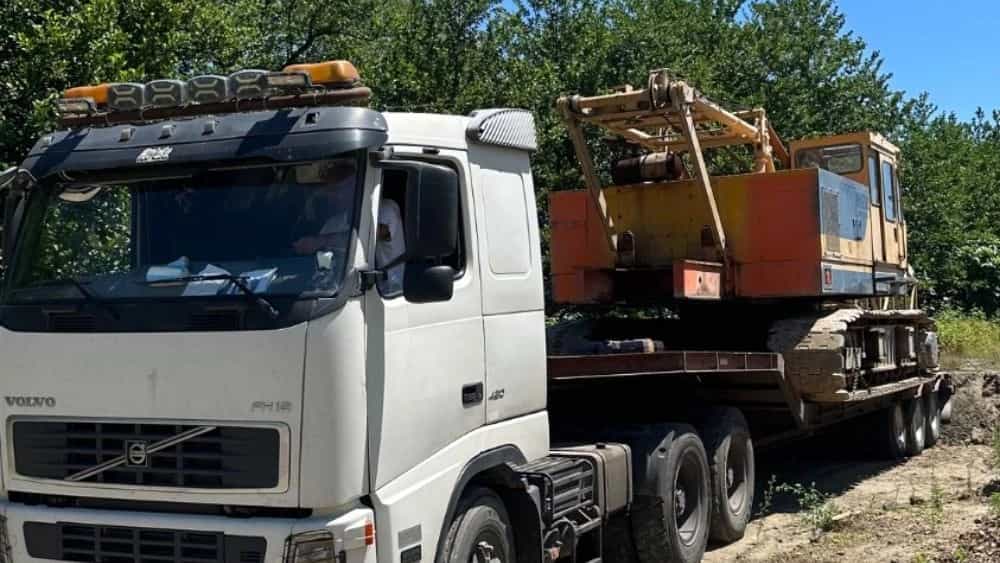 خدمات حمل بار ترافیکی در گیلان با کمرشکن حرفه‌ای